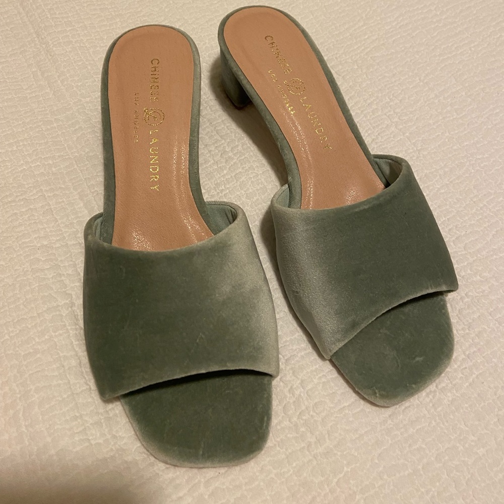 Slip-on Heels